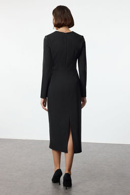 Siyah Vucudu Saran Fermuar Detayl? Midi Dokuma Elbise TWOAW25EL00129