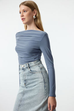 Indigo Kay?k Yaka Drapeli Vucuda Oturan Esnek Orme Bluz TWOAW25BZ00109