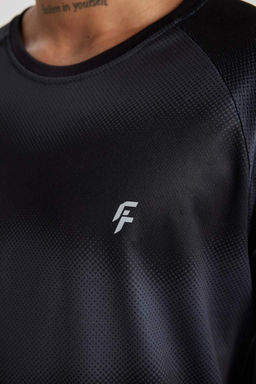 DeFactoFit Облегающая футболка с круглым вырезом и рисунком в стиле спортсмен с короткими рукавами  фото 9