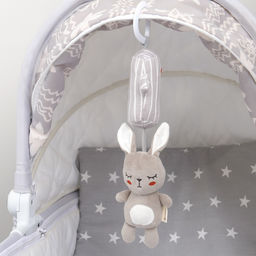 Подвеска - погремушка на кроватку/коляску Крошка Я «Зайка Бонни», с пищалкой, от 3 мес.