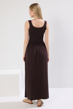 Trendyolmilla Kahverengi Premium Iplik/Ozel Iplik Midi Bisiklet Yaka Ask?l? Triko Elbise TWOSS25EL00333  фото 4