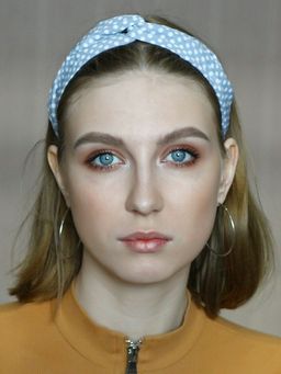 Повязка на голову D1807250780