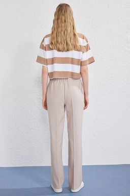 TRENDYOLMILLA Bej Arka Beli Lastikli Straight/Duz Kesim Dokuma Pantolon TWOSS25PL00102 фото 4