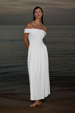 TRENDYOLMILLA Siyah A-Kesim Carmen Yaka Orme Midi S?k Elbise TPRSS25EL00150