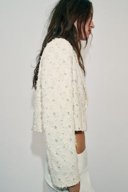 BLAZER CORTA DESFLECADA ABALORIOS / Crudo - Zara фото 5