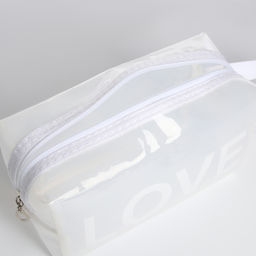 Косметичка ПВХ L-б/н LOVE, 19*8*11, отд на молнии, белый - Simaland фото 3