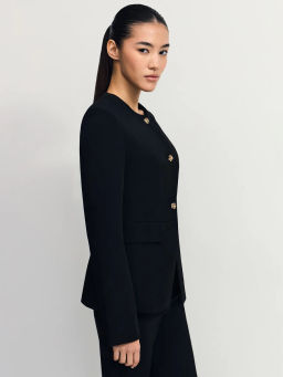 Приталенный жакет с баской / Zarina