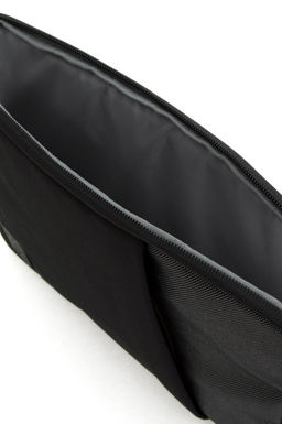 Серая сумка для ноутбука Неожиданная скидка в корзине