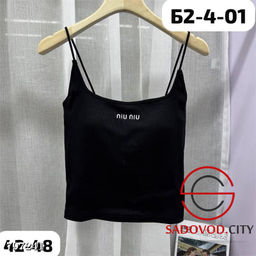 Топ с тонким паралоном