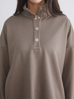 Dik Yaka Oversize Kad?n Sweatshirt