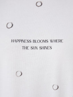 Футболка женская белая с надписью Happiness blooms where the sun shines - Mark formelle фото 5