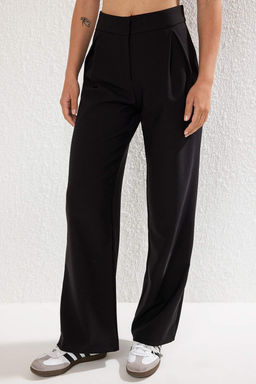 Trendyolmilla Siyah Derin Pilili Wide Leg/Genis Paca Pantolon TWOSS25PL00116