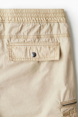 Pantal?n corto estilo cargo Regular Fit - H&m фото 4