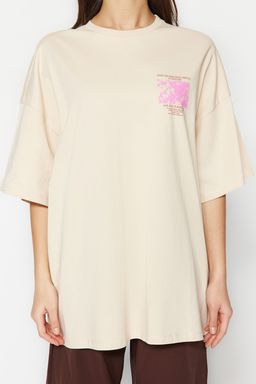Premium Tas %100 Kal?n Pamuklu On ve Arka Bask?l? Oversize/Genis Kal?p Orme T-Shirt TWOSS23TS00269
