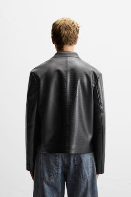 EMBOSSED LEATHER EFFECT OVERSHIRT - Zara фото 3