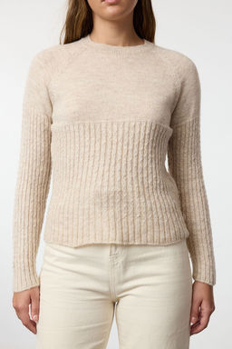 Tas Yumusak Dokulu Orgu Detayl? Triko Kazak TWOAW25KZ00191