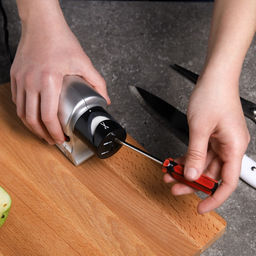 Ножеточка Luazon LTE-01, электрическая, для ножей/ножниц/отвёрток, 220 В, серая - Luazon home фото 7