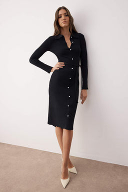 Trendyolmilla Siyah Vucuda Oturan Uzun Kol Polo Yaka Fitilli Dugmeli Esnek Midi Orme Elbise TWOAW23EL00115 фото 2