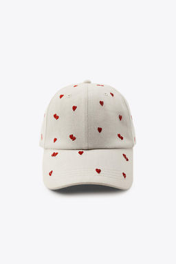 TWILL CAP WITH HEART EMBROIDERY