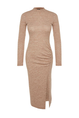 Bej Bisiklet Yaka Yumos Midi Y?rtmacl? ve Buzgu Detayl? Fitted Orme Elbise TWOAW24EL00246 - Trendyolmilla фото 6