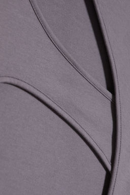 Maxivestido con recorte