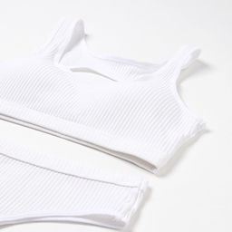 Комплект нижнего белья женский (топ, трусы) Collorista, белый, размер 42-44