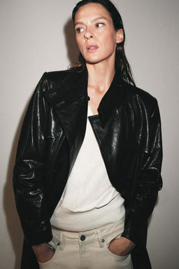 TRENCH PIEL100% HOMBRERAS ZW COLLECTION LIMITED EDITION / Negro - Zara фото 9