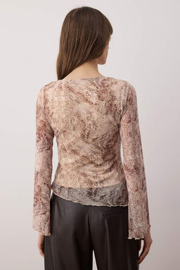 Ekru Soyut Animal Kay?k Yaka Asimetrik Detayl? Fitted/vucuda Oturan Orme Bluz TWOAW26BZ00128