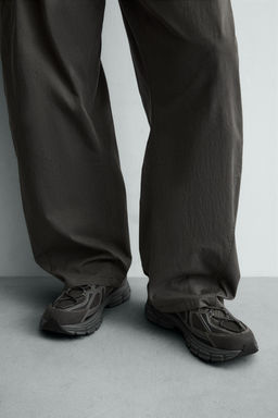 ZAPATILLA SUELA VOLUMEN / Negro - Zara фото 2