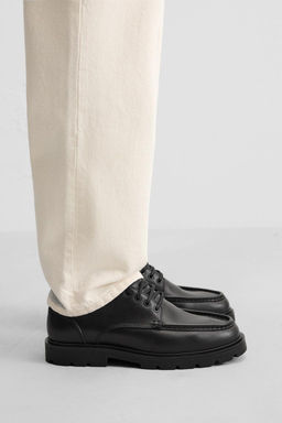 LEATHER SHOES WITH MOC TOE - Zara фото 3