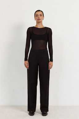 Брюки прямые костюмные