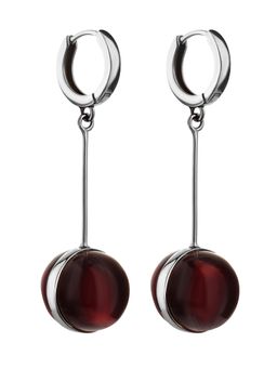 Стильные серьги со вставками из янтаря насыщенного вишневого цвета Сорбонна