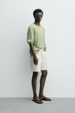 BERMUDA REGULAR FIT ESTRUCTURA / Blanco roto