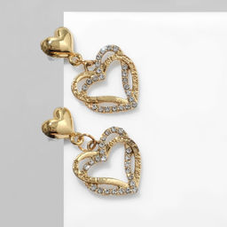 Серьги со стразами Сердца связанные, цвет белый в золоте