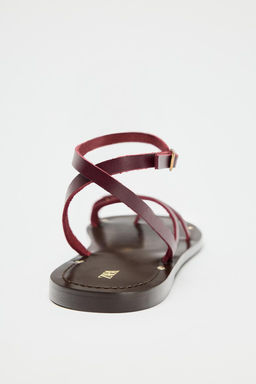 FLAT LEATHER SANDALS WITH STRAPS AND DECORATION - Zara фото 6