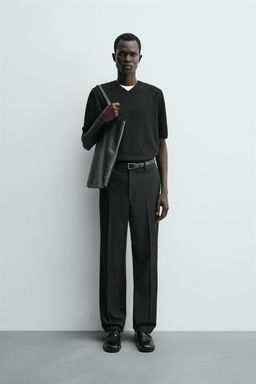 PANTAL?N STRAIGHT FIT CONFORT / Negro