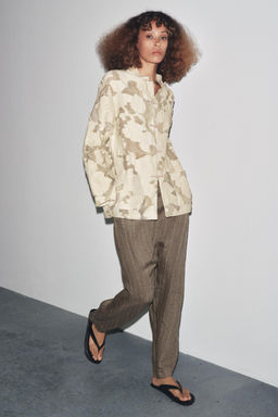 LIMITED EDITION FLORAL JACQUARD KIMONO