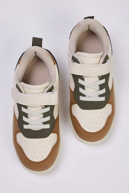 Renk Bloklu C?rt Bantl? ve Bagc?kl? Buyuk/Kucuk Erkek Cocuk Kids Spor Ayakkab?
TAKAW26SN00005