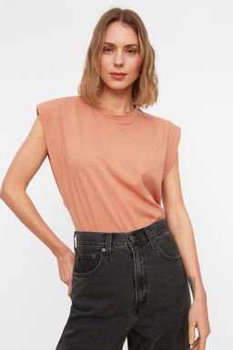 TRENDYOLMILLA Siyah %100 Pamuk Vatka Gorunumlu Basic Bisiklet Yaka Orme T-Shirt TWOSS20TS0021