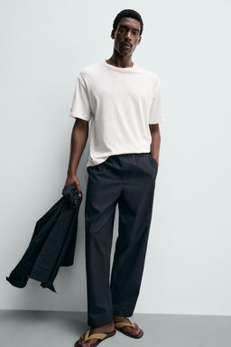 PANTAL?N RELAXED FIT RELIEVE / Negro - Zara фото 6