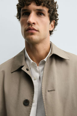 TRENCH COAT WITH DETACHABLE LINING