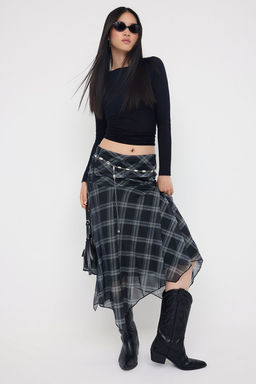 Cok Renkli Ekose Bask?l? Skater Asimetrik Etek Ucu Detayl? Esnek Orme Etek TWOAW26ET00037