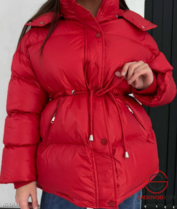 Куртка женская с капюшоном