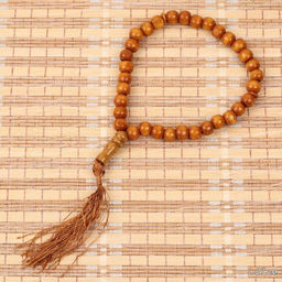 Четки мусульманские 33 бусины 10мм / MА54 /уп 10/600/светло коричневый