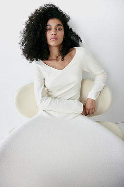 Vestido off-the-shoulder de chenilla