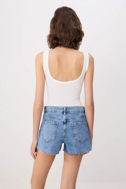 Mavi Paca Kesikli Yuksek Bel Ekstra Mini Sort TWOSS26SR00133 - Trendyolmilla фото 4