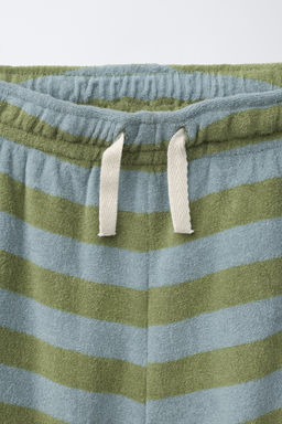 CONJUNTO CAMISETA Y BERMUDA RAYAS EFECTO TOALLA / varios