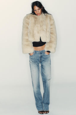 SHORT FAUX FUR COAT