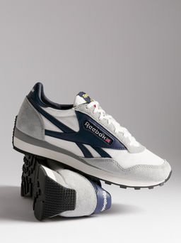 Кроссовки REEBOK AZTEC II Артикул 4494304, светло-серый