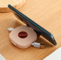 Футляр- намотка для USB и держатель для телефона